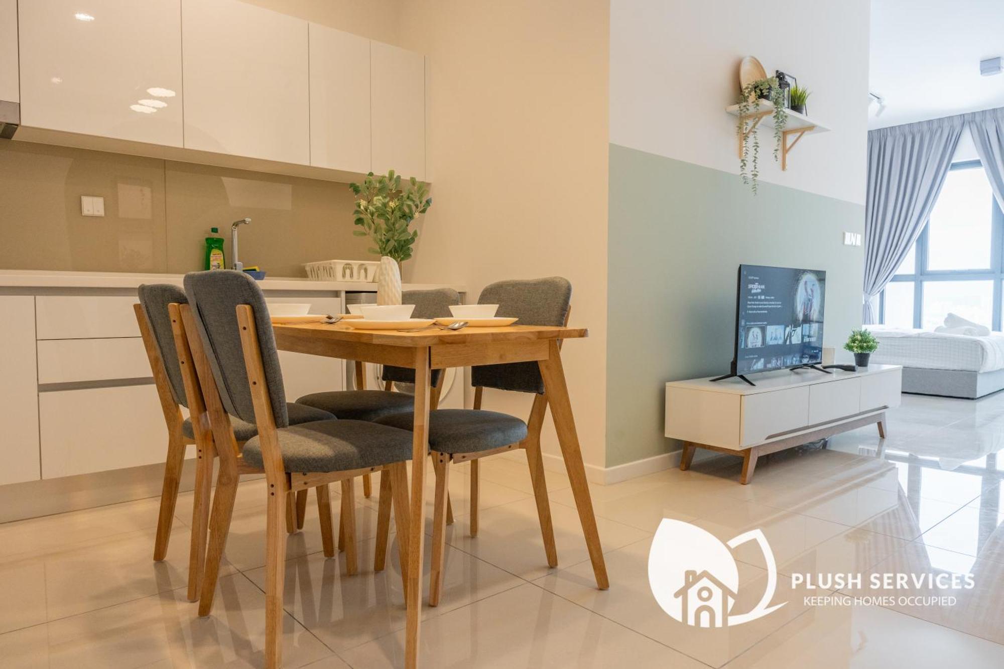 Highpark Suites At Petaling Jaya, Kelana Jaya By Plush ภายนอก รูปภาพ