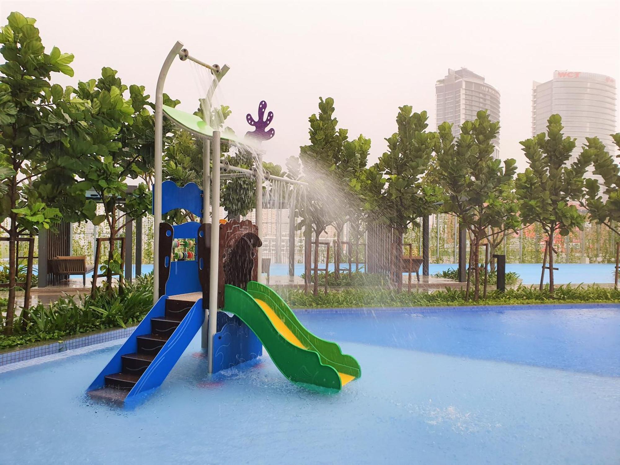 Highpark Suites At Petaling Jaya, Kelana Jaya By Plush ภายนอก รูปภาพ