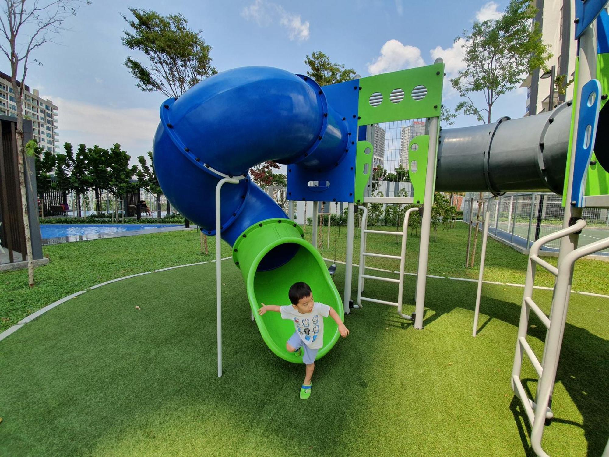 Highpark Suites At Petaling Jaya, Kelana Jaya By Plush ภายนอก รูปภาพ
