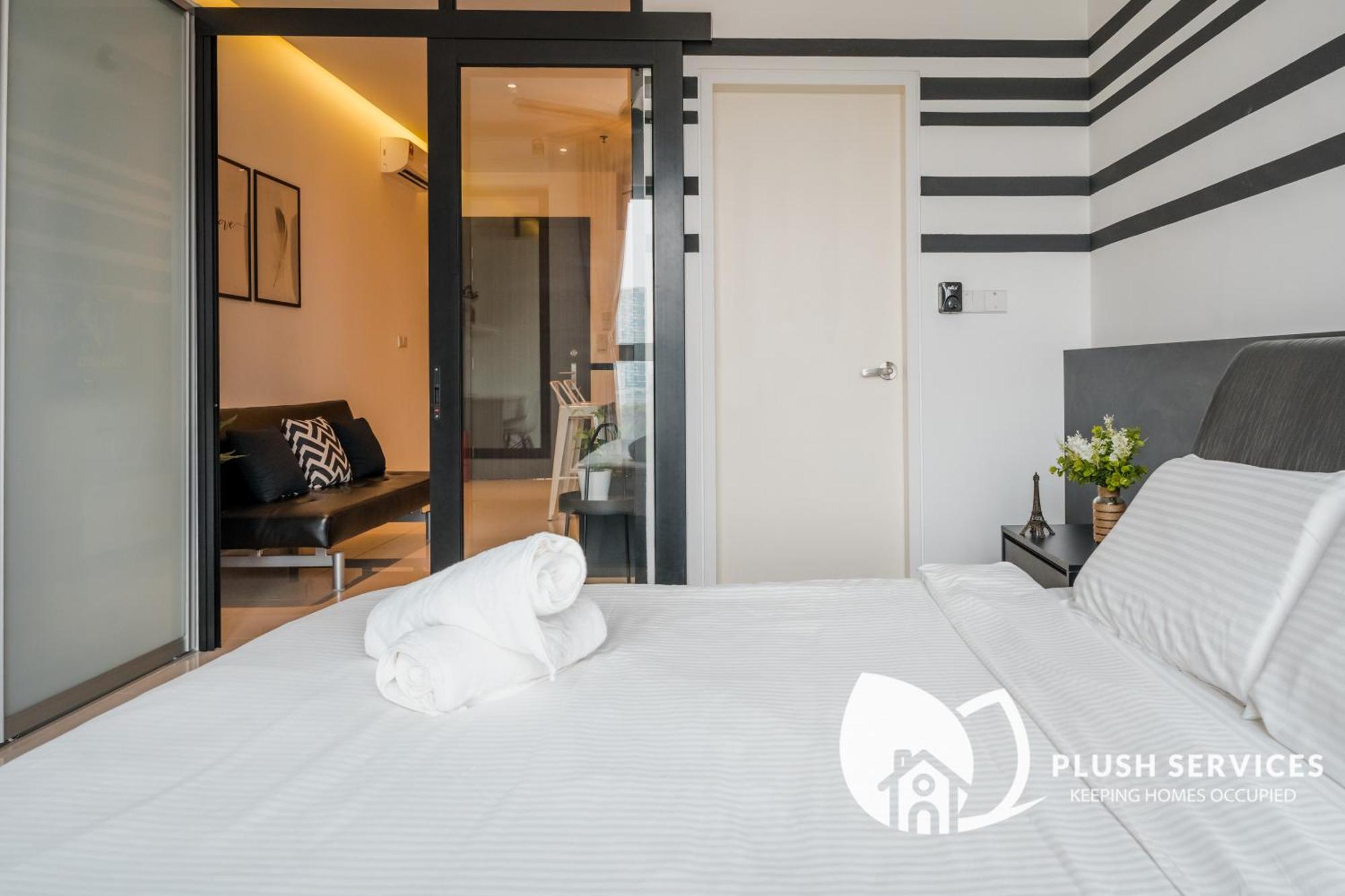 Highpark Suites At Petaling Jaya, Kelana Jaya By Plush ภายนอก รูปภาพ
